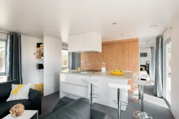 Mietunterkunft - Premium Mobilheim Dunes (2015) 40M² + Halbüberdachte Terrasse - Camping Les Cyprès