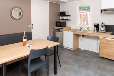 COMFORT Mobile home for people with reduced mobility 2bed. CATLEYA 35m² + Semi-covered terrace