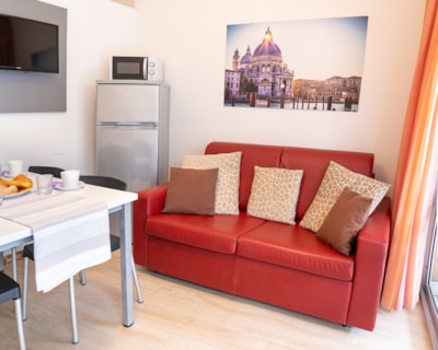 Apartment  - 2 bedrooms + sheltered terrace — 4