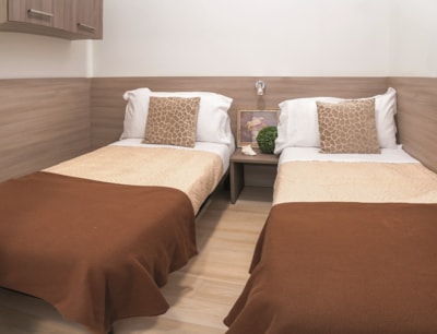 Apartment  - 2 bedrooms + sheltered terrace — 8