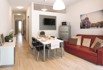 Apartment  - 2 bedrooms + sheltered terrace — 2