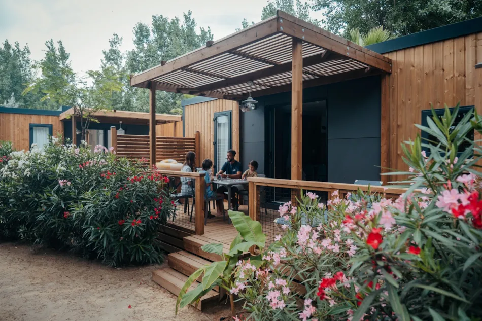 Les Méditerranées - Camping Beach Garden