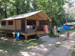 Location - Tente Lodge - Camping Les CERISIERS - Hôtel le Vallon