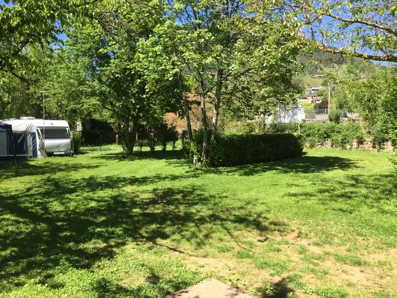 Emplacement Tente Ou Caravane