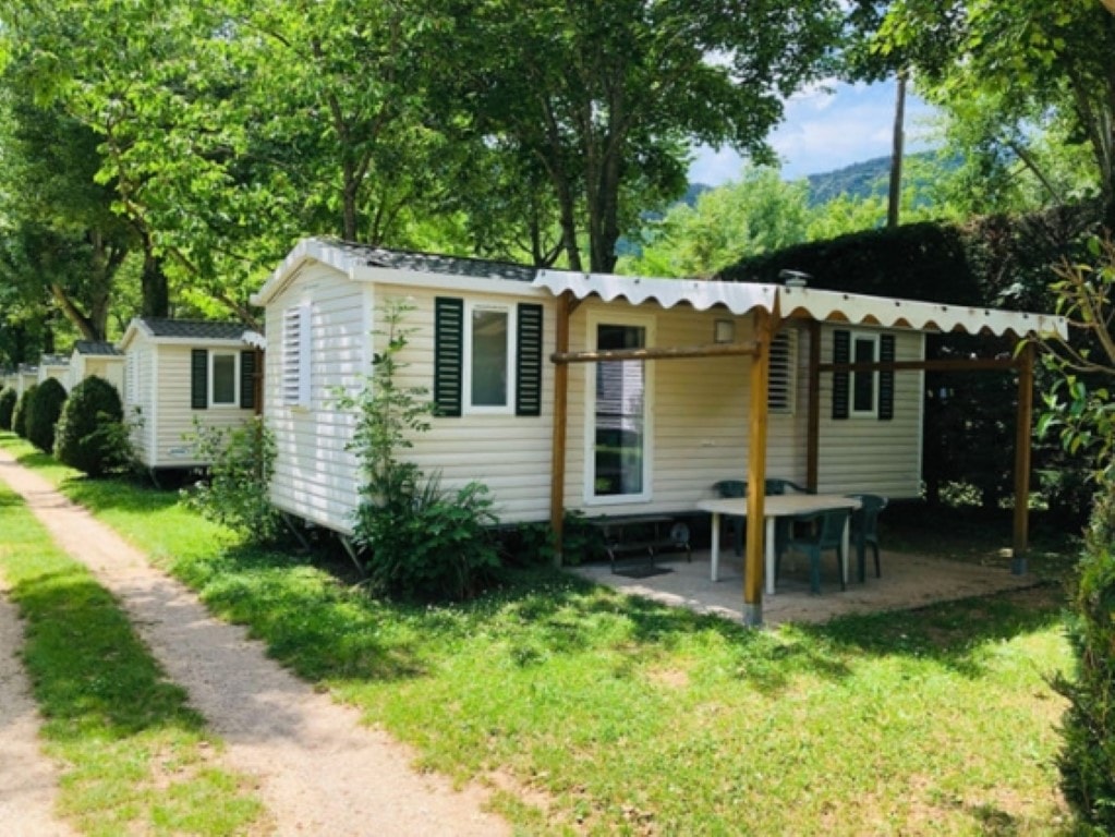 Camping Les CERISIERS - Hôtel le Vallon — Foto 5