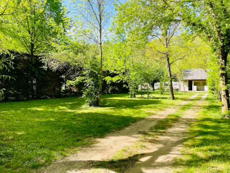 Emplacement Tente Ou Caravane