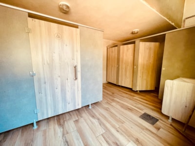 Camping Les CERISIERS - Hôtel le Vallon
