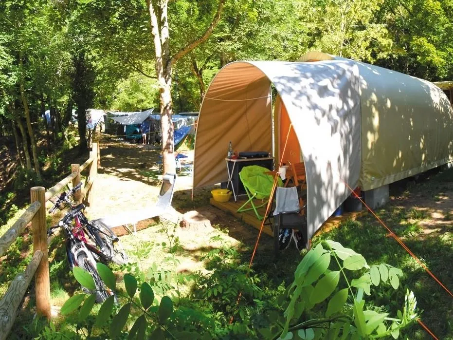 Location - Coco Tube 1 Chambre - Camping La Blaquière