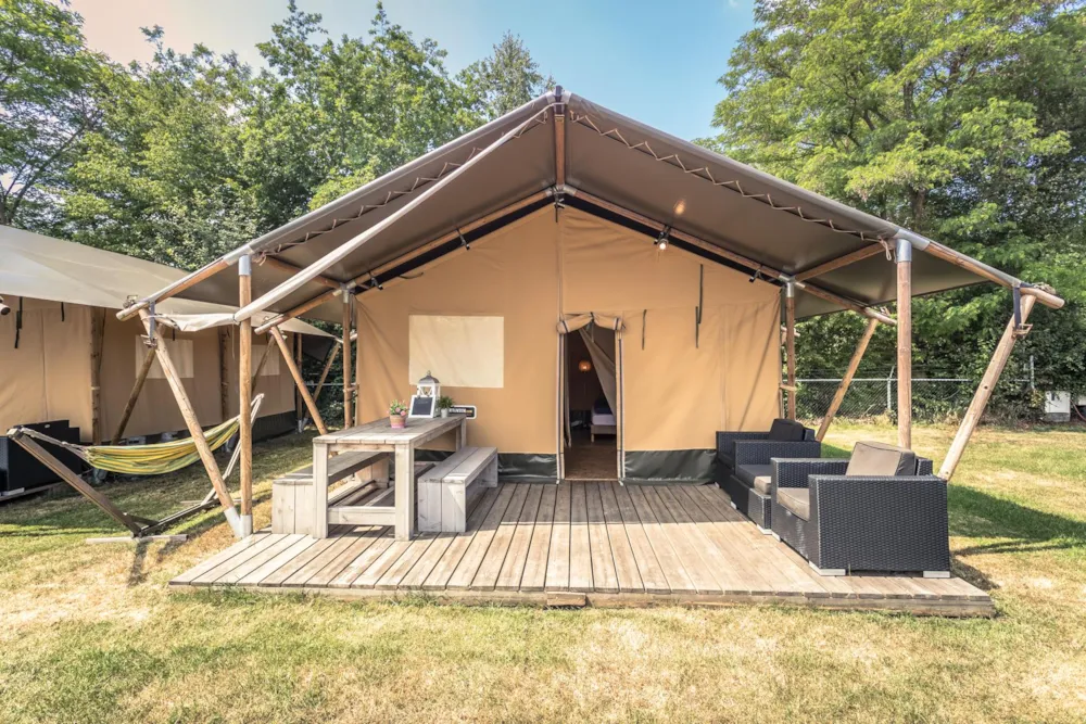 Accommodation - Safari Tent - Vakantiepark De Luttenberg