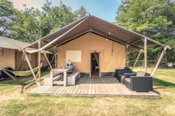 Huuraccommodatie(s) - Safaritent - 2 Slaapkamers - Vakantiepark De Luttenberg