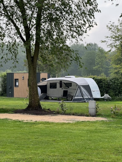 Comfort pitch with private sanitary facilities