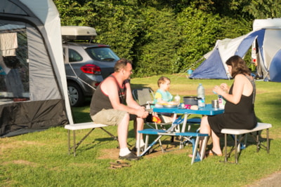 Camping pitch - 80m² — 2