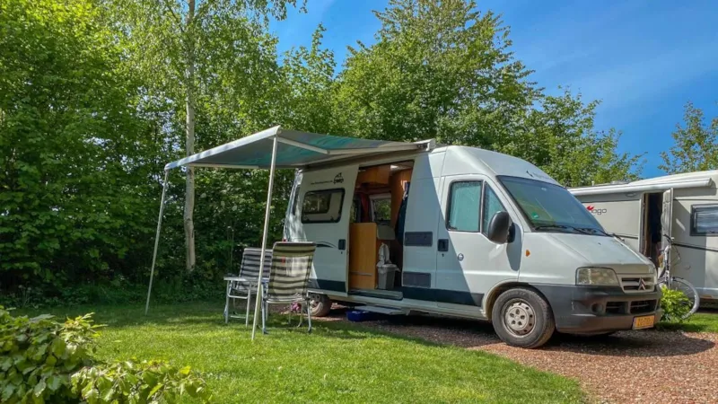 Emplacement Camping-Car (Max. 8 Mètres)