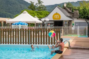 Camping du Lac - Ucamping