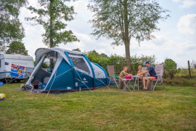 Camping plot 100 m² car-free camping field (incl. 2 pers. + 10A electricity) — 1