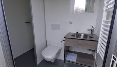 Luxury Camping plot 150 m² with private sanitary (incl. 2 pers. + 10A+6A electricity) — 4