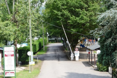 Flower Camping l'Echo du Malpas