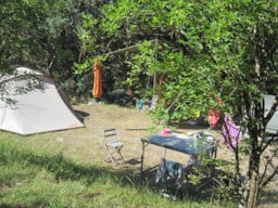 Kampeerplaats(en) - Standplaats Confort - Camping Les 2 Soleils