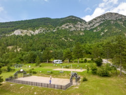 Camping Les 2 Soleils - image n°19 - Roulottes