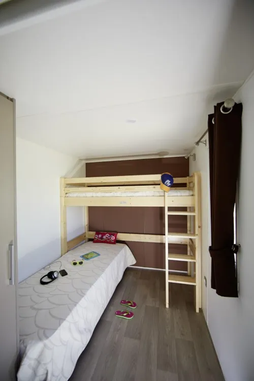 Mietunterkunft - Mobilheim Pmr Für Eingeschränkt Mobiler Personen 35M² - Bedeckte Terrasse 15M² (2 Zimmer) - image n°5 - Camping Saint Disdille