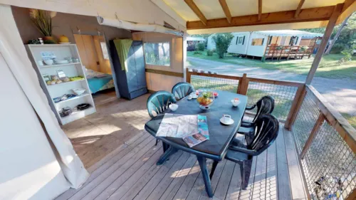 Huuraccommodatie(s) - Ecolodge - Overdekt Terras (2 Kamers) - image n°2 - Camping Saint Disdille