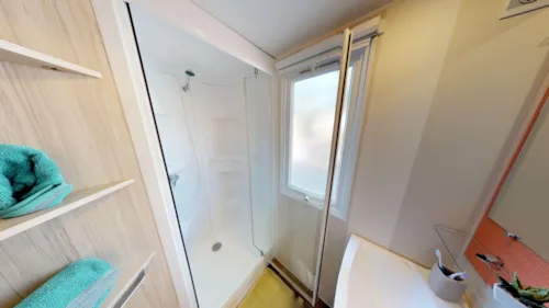 Location - Mobilhome Leman 29M² - Terrasse Couverte 12M² (2 Chambres) - image n°6 - Camping Saint Disdille