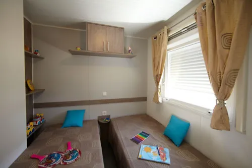 Accommodation - Mobile Home Edelweiss 31M²  - Covered Terrace 15M² (2 Bedrooms) - image n°5 - Camping Saint Disdille