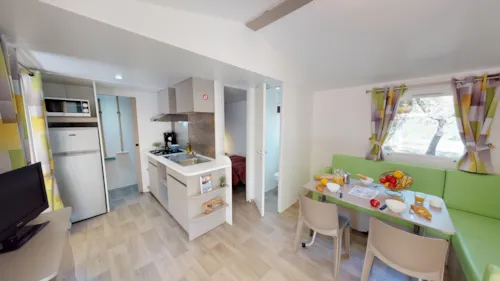 Accommodation - Mobile Home Edelweiss 31M²  - Covered Terrace 15M² (2 Bedrooms) - image n°3 - Camping Saint Disdille