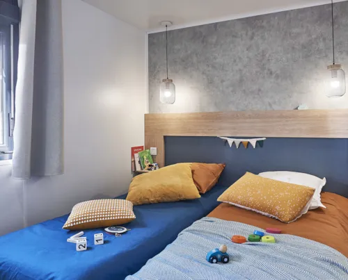 Location - Mobilhome Elegance 3 Ch - 40M² - Terrasse Semi-Couverte 35M² - image n°6 - Camping Saint Disdille