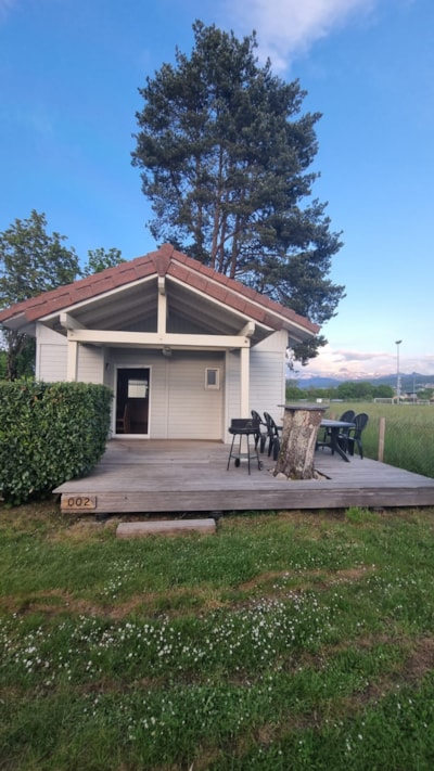 Chalet terrasse couverte (1 chambre 2prs + Mezzanine 4 couchages)