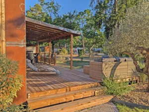 Locatif - MOBILHOME ELEGANCE 3 Zimmer - 40 m² - halbüberdachte Terrasse von 35 m² - Camping Saint Disdille