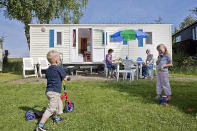 Mobile home Fiji (4 + 1 pers.) — 2
