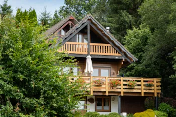 Mietunterkunft - Finnisches Chalet - 5 Personen - Arden Parks Petite Suisse 
