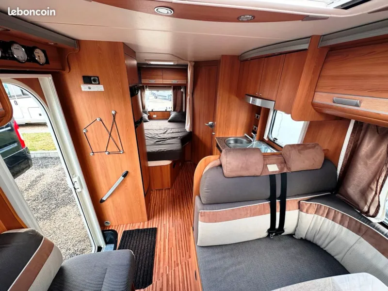 Camping Car Intégral Dethleffs