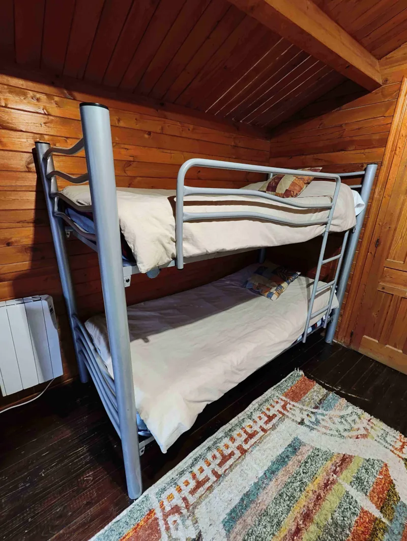 Veleta Cabane En Bois Avec Cuisine