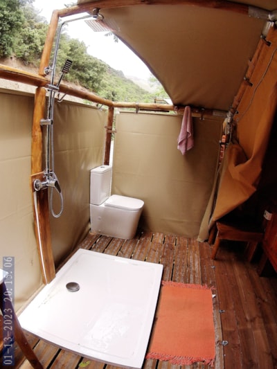 VACARES luxury glamping tent — 7