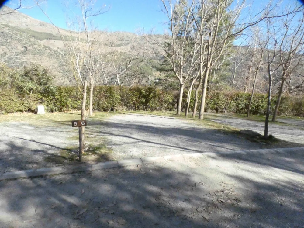 Emplacement - Emplacement Camping-Car - Camping Trevélez