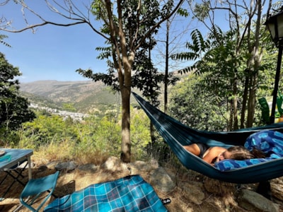 Pitch  tent — 2