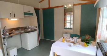 Mietunterkunft - Angepasster Bungalow - Capfun - Camping El Escorial