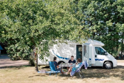 Camping pitch with electricity — 8