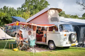 Stellplatz - Camping Stellplatz Mit Strom - Huttopia Calvados - Normandie