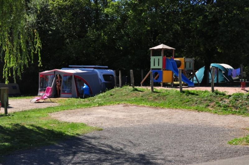 Package pitch Confort  > 120 m² with electricity + vehicle