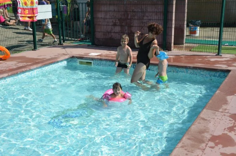 Camping Du Bois De Reveuge