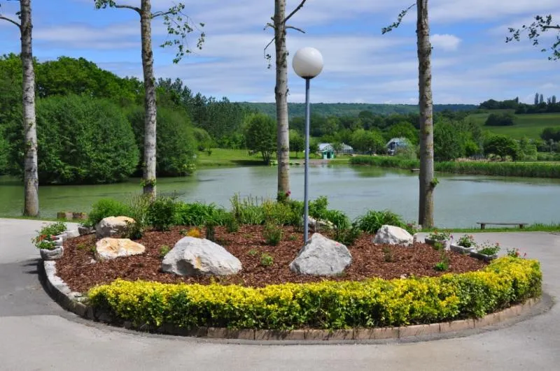 Camping Du Bois De Reveuge