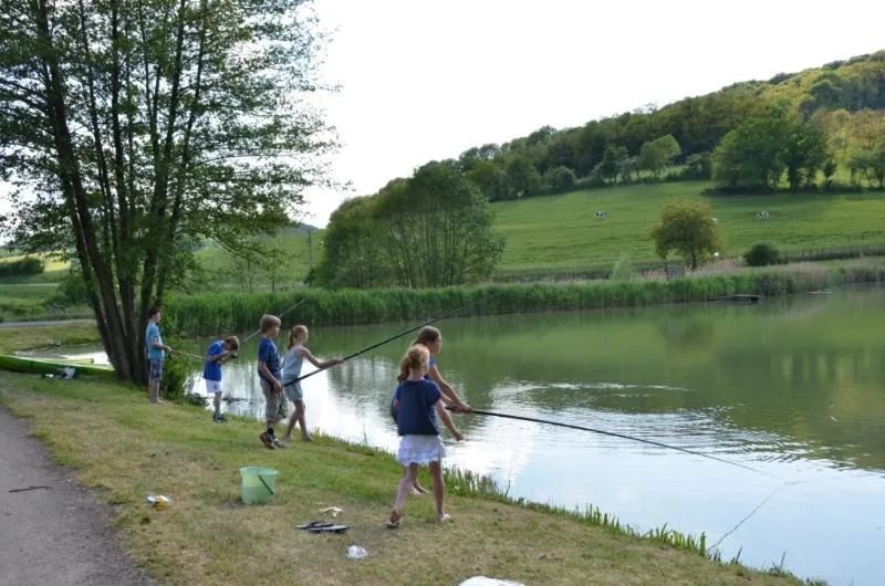 Camping Du Bois De Reveuge