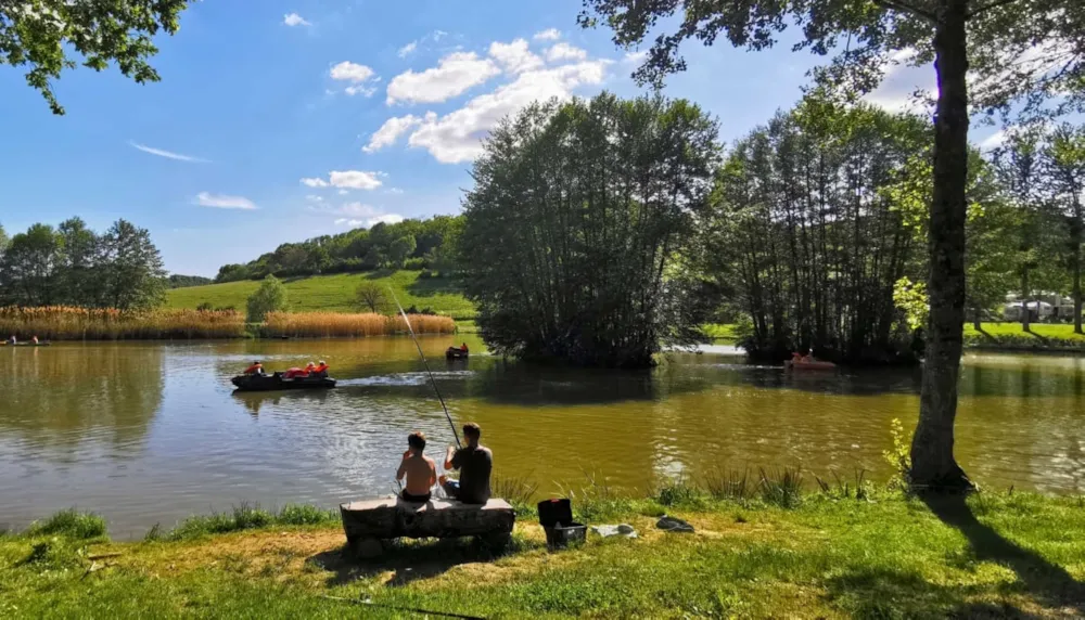 Camping Du Bois De Reveuge