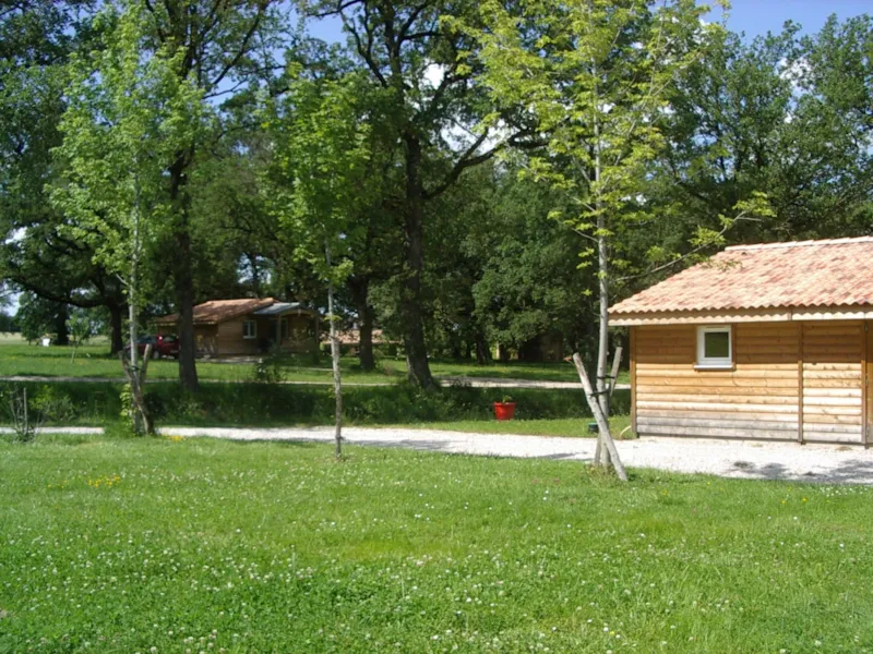 Chalet N°1-7-8 - 2 Chbres Ménage Compris (Hors Cuisine)