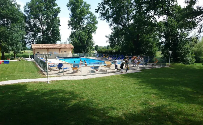 Chalet N°5 Lv Ménage Compris(Hors Cuisine)