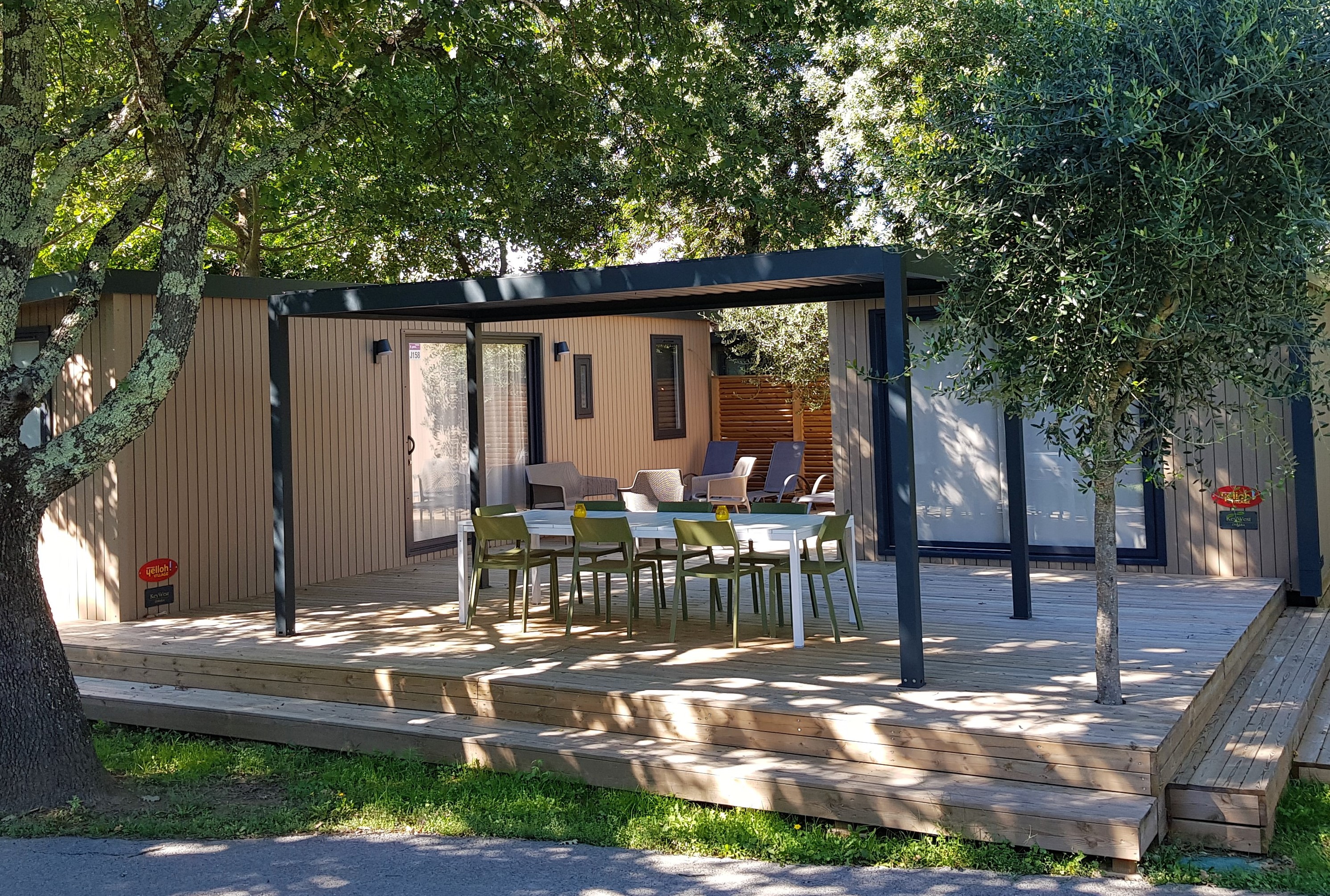 Accommodation - Cottage Tribu Premium - 4 Rooms / 3 Bathrooms - 61M² - Terrace - Air-Conditioning - Tv - Camping Sandaya SOLEIL VIVARAIS