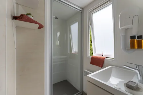 Accommodation - Cottage 2 Bedrooms Air-Conditionning *** - image n°7 - Camping Sandaya Soleil Vivarais